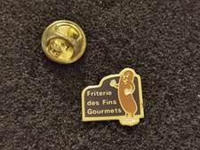Pin's Friterie Des Fins Gourmets Saucisse Aliment -Pin   L12