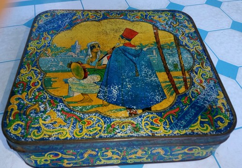 Boite tole lythographiée - boite,