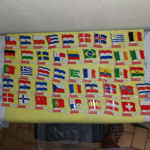 Collection vintage drapeaux - 45,