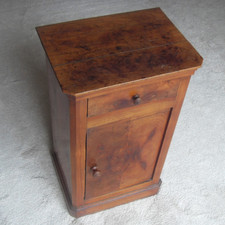 ancienne table de chevet en bois massif rustique à tiroir et placard