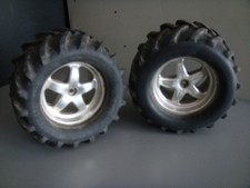 Traxxas T-MAXX E-MAXX - 2 x roues, pneus à chevrons - Hexagone 14mm