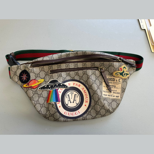 Gucci supreme courier body - courier,