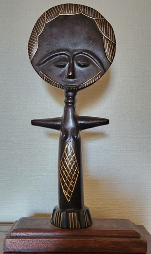 Ancienne statue africaine - ancienne,