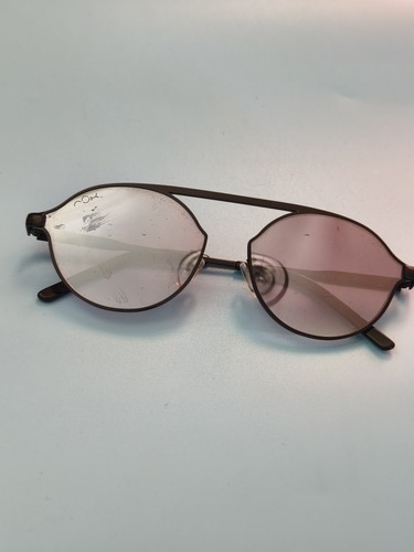 Paire lunettes soleil - paire,