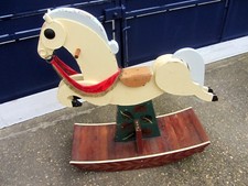 Ancien cheval bascule magasin - cheval,