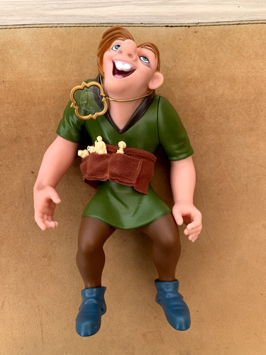 Figurine disney bossu de - disney,