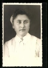 Photo-Postale Croix-Rouge, Infirmière En Tenue De Travail