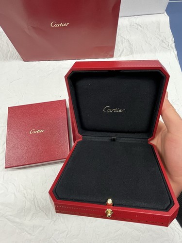 Surboîte avec boîte cartier - surboîte,