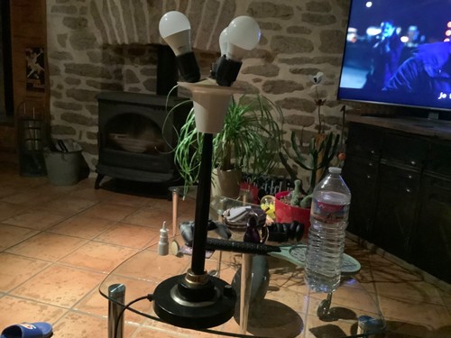 Pied lampe métal design - de, en