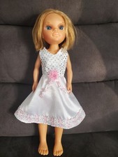 Vêtements pour poupée Nancy