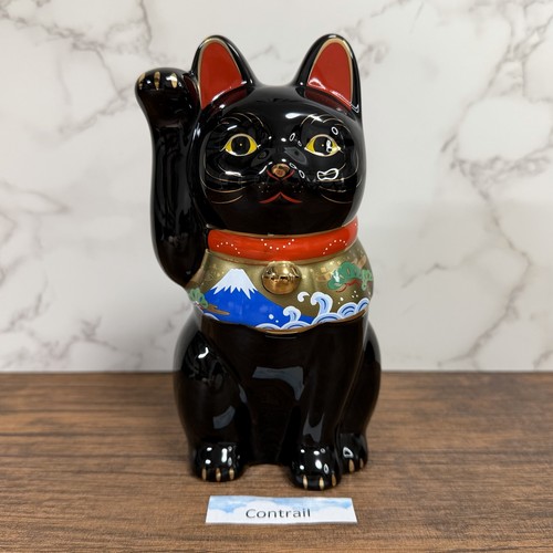 Maneki neko beckoning lucky - beckoning,