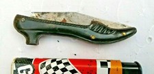 ancien couteau en forme de chaussure