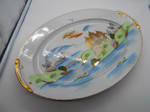 Magnifique grand plat - magnifique,