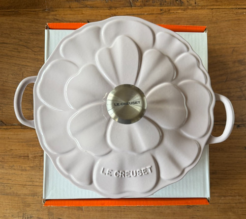 Creuset signature cast - creuset,
