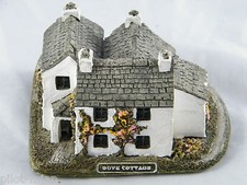 VINTAGE ~  LILLIPUT LANE ~  DOVE COTTAGE ~  1ST VERSION