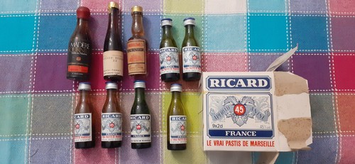 Lot mignonnettes non - de,