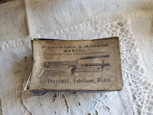 Ancien petit fourneau - , à