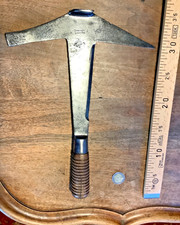 outils anciens,old tools,vieux outils, beau marteau de couvreur "Somborn"...