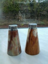 DUO SEL ET POIVRE / CALCEDOINE ROUGE / EQUATEUR