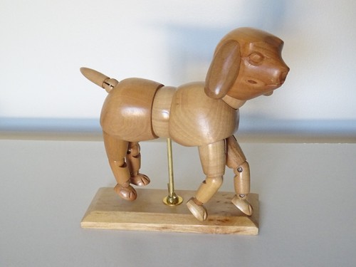 Mannequin artiste chien en - d'artiste,