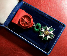 Médaille Ordre National Français Légion d'Honneur Chevalier Argent & Or & Diamant 1870