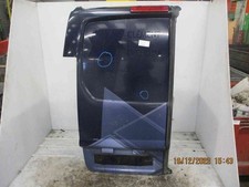 Porte battante arriere gauche