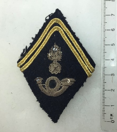 France une patte de col - 33,