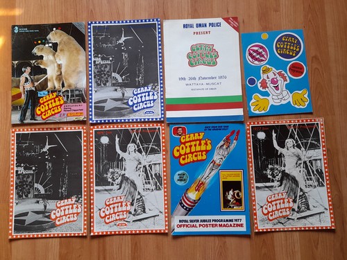 Lot programmes cirque - programmes,