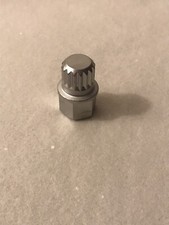 Adaptateur écrou antivol