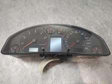 Compteur AUDI A6 2 PHASE 1 4B0920900K