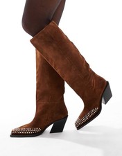 Bottes Western En Suède Premium Cassie Avec Détails En Studs Chocolat