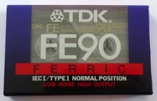 Cassette audio vierge TDK FE90 - Neuf dans son emballage.