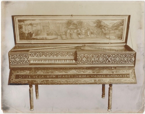 Music spinet piano - piano, or