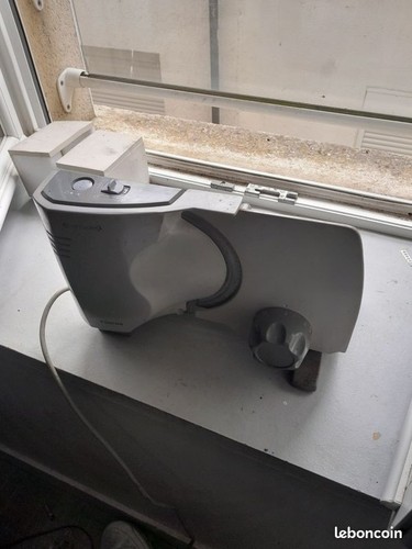 Machine découper viande - à,