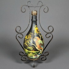 Carafe en verre vintage perroquet peinte main avec support en fer forgé