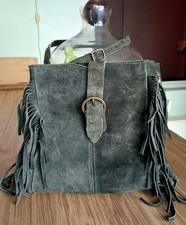 Sac à bandoulière réglable et franges en croûte de cuir couleur kaki état neuf