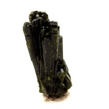 Minéraux collection. Epidote. 25.09 ct. Cornillon, Bourg d'Oisans, Isère, Franc