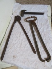 4 x ancien outil maréchal forgeron brochoir coupe queue mouchette arrache clou