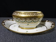 Sucrier ancien en porcelaine