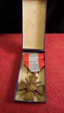 Médaille ancienne militaire