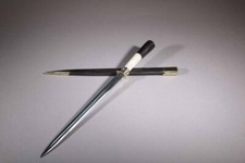 stylet Corse manche en ébène et cerf 89