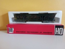 JOUEF, HO, Voiture voyageurs modernisée, Romilly, Réf : 5102 sous blister.