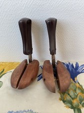 Ancienne Paire D’embauchoirs A Chaussures Bois Et Bakelite  37 