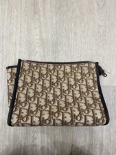 Pochette/ Vanity Dior