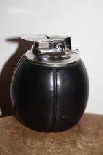 Lot 2 ancien briquet de table