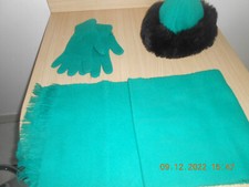 Très bel ensemble bonnet 