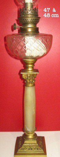 Lampe pétrole - à,