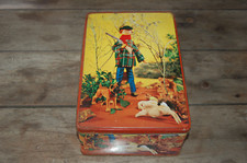 ANCIENNE  BOITE  EN FER BLANC