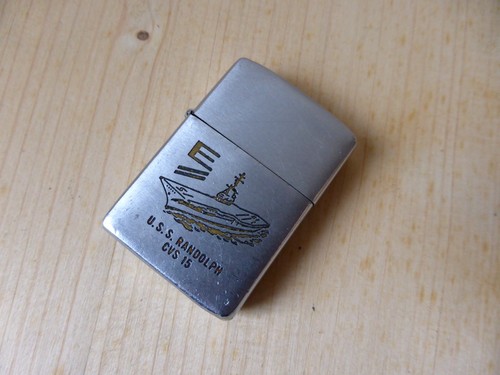 Ancien briquet tempête