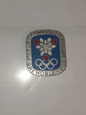 Magnifique pin badge - broche